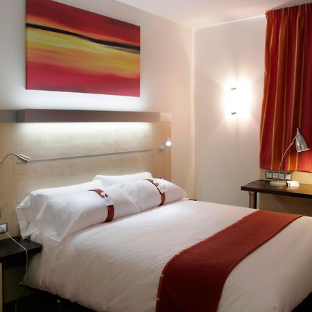 Holiday Inn Express Madrid-Getafe By Ihg חדר תמונה