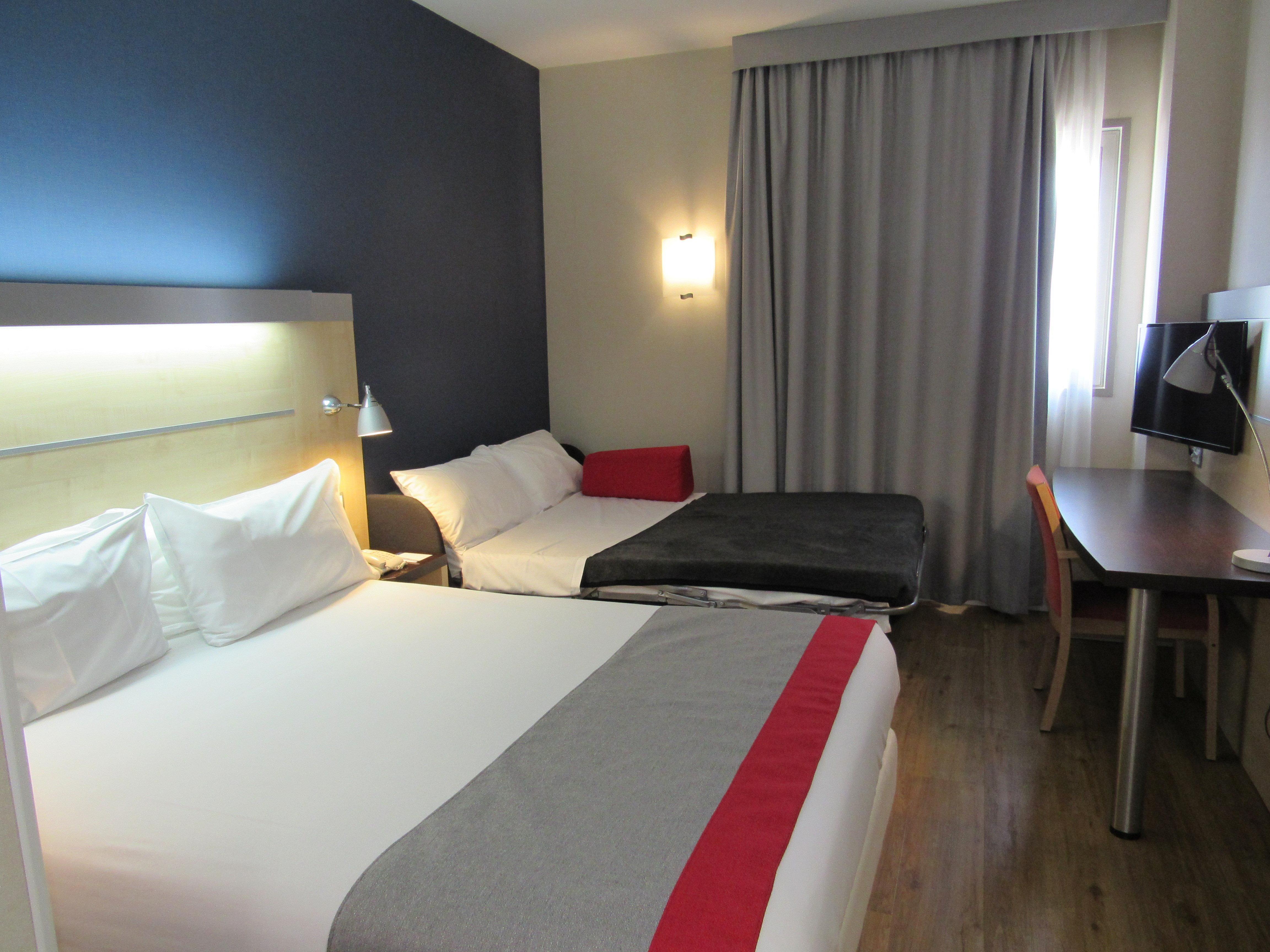 Holiday Inn Express Madrid-Getafe By Ihg מראה חיצוני תמונה