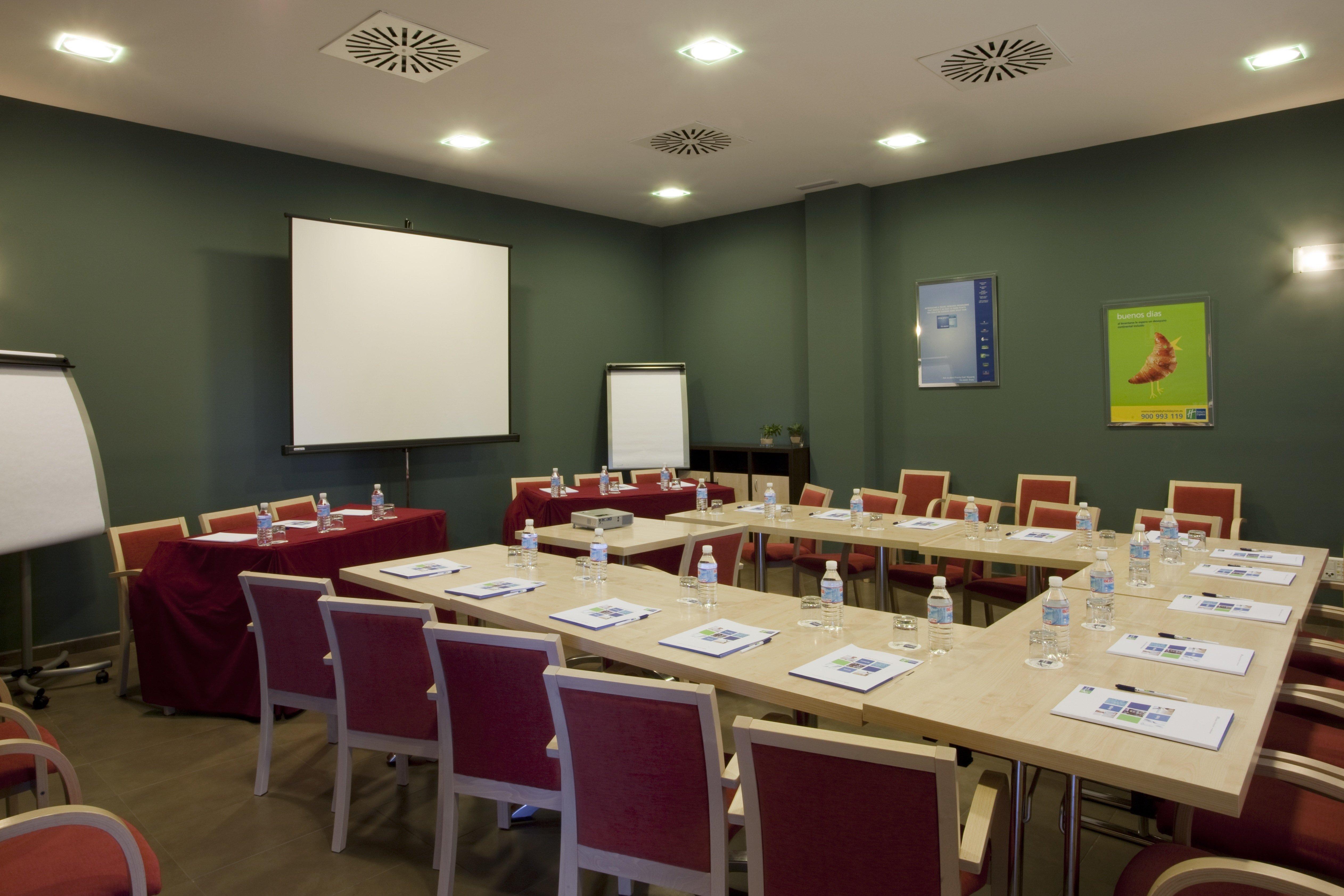 Holiday Inn Express Madrid-Getafe By Ihg מראה חיצוני תמונה