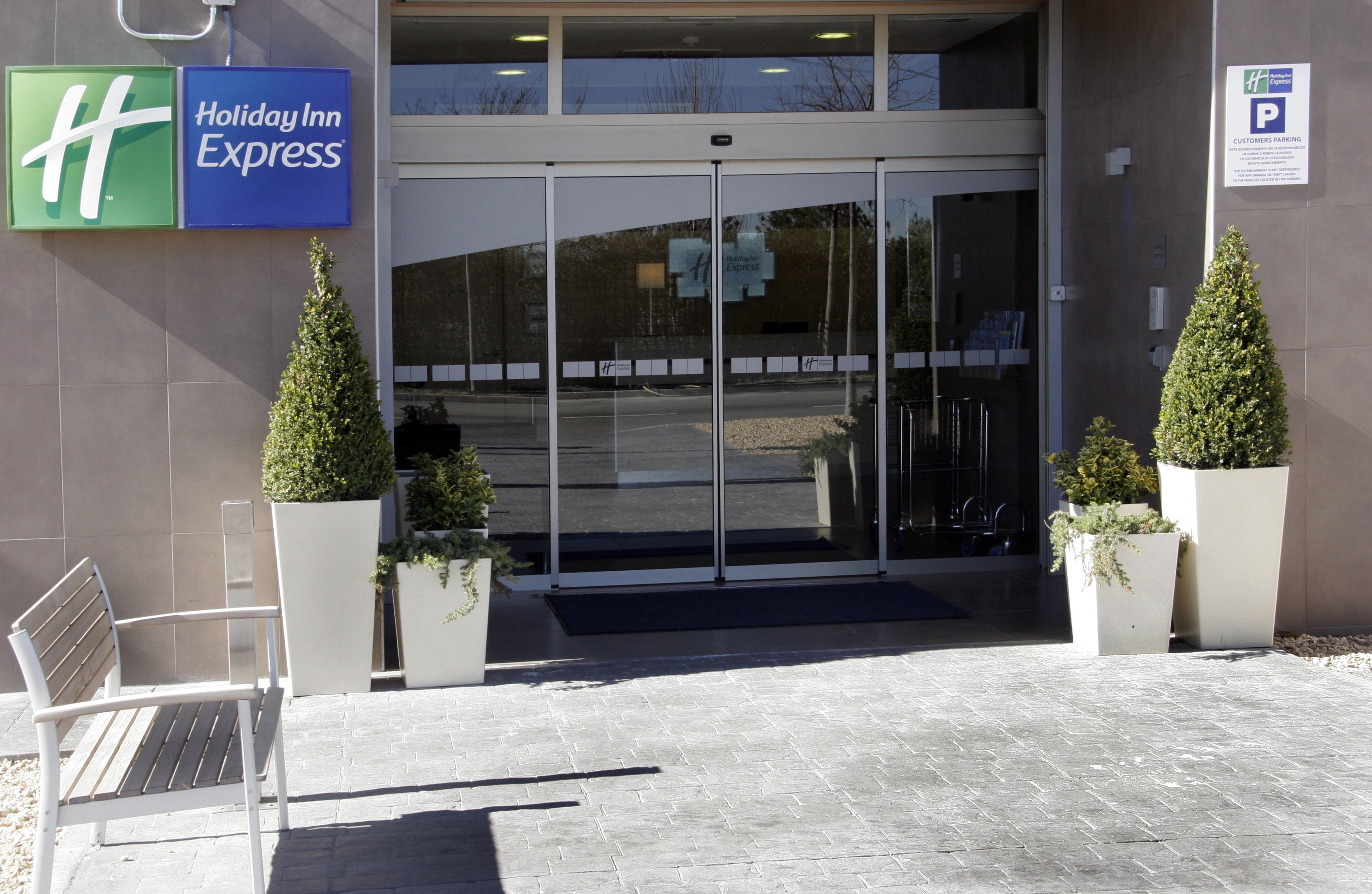 Holiday Inn Express Madrid-Getafe By Ihg מראה חיצוני תמונה