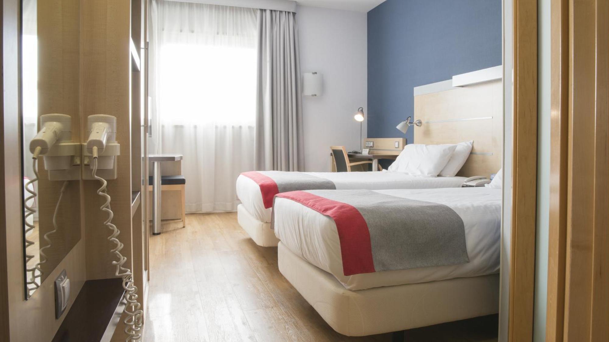 Holiday Inn Express Madrid-Getafe By Ihg מראה חיצוני תמונה