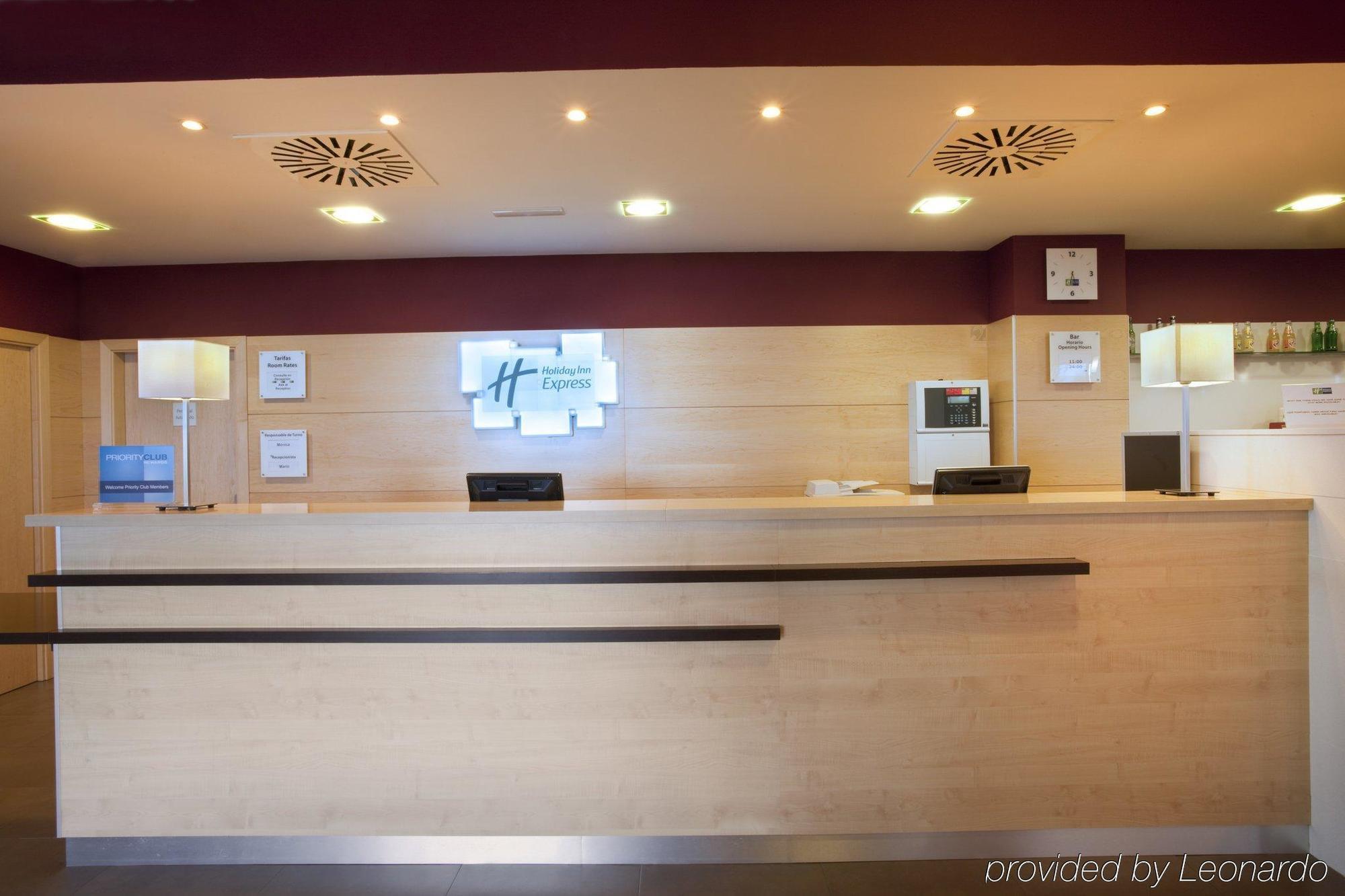 Holiday Inn Express Madrid-Getafe By Ihg מראה חיצוני תמונה