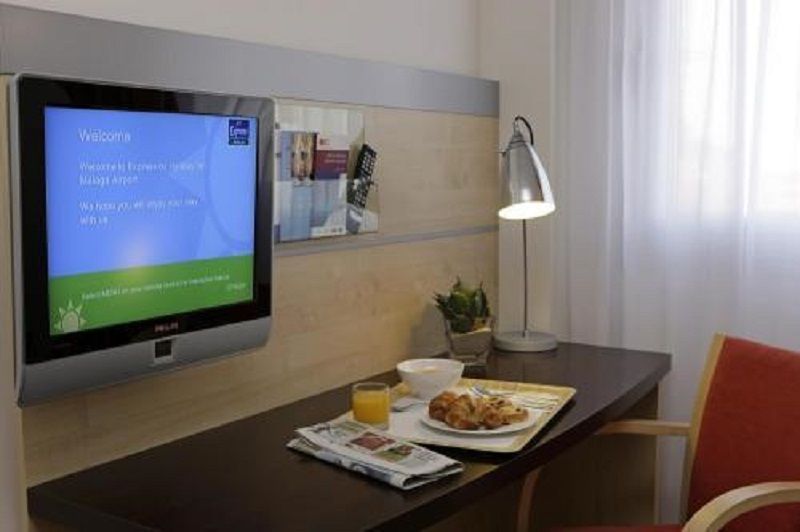 Holiday Inn Express Madrid-Getafe By Ihg מראה חיצוני תמונה