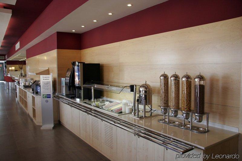 Holiday Inn Express Madrid-Getafe By Ihg מראה חיצוני תמונה