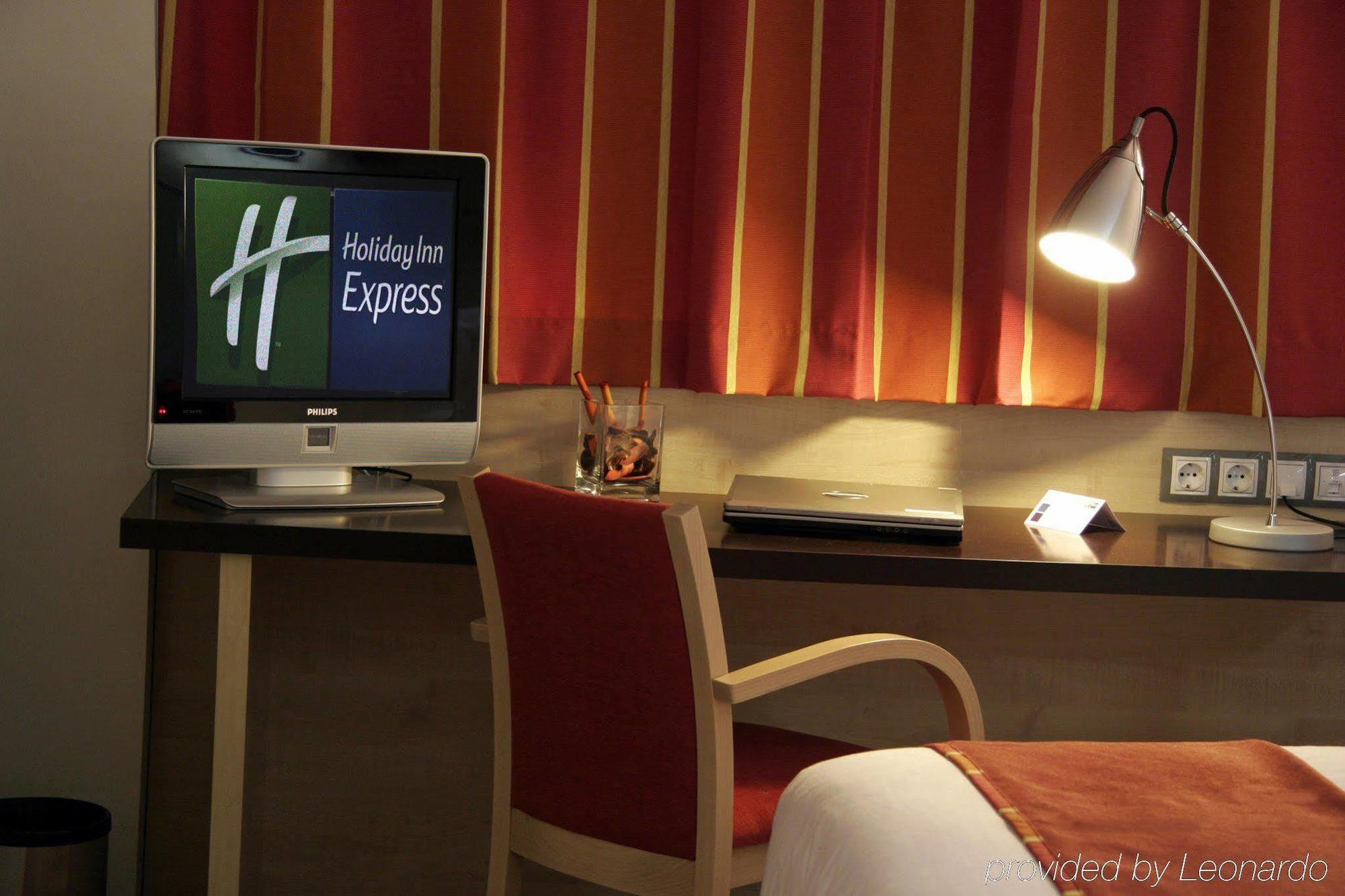 Holiday Inn Express Madrid-Getafe By Ihg מראה חיצוני תמונה